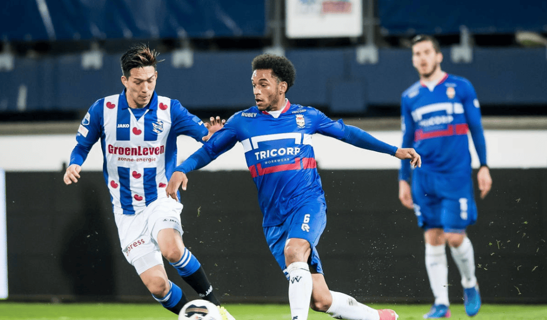 肩负着巨大 肩负着巨大